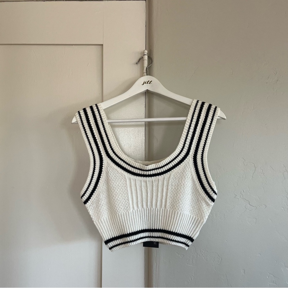 🤍 nwt | 19 cooper | cropped sweater top vest